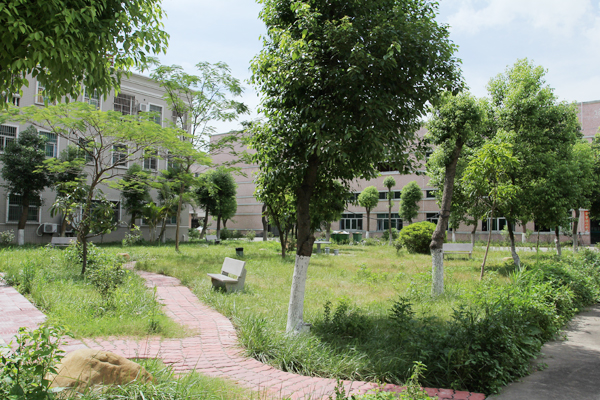 東莞市馳銘五金廠員工活動(dòng)區(qū)